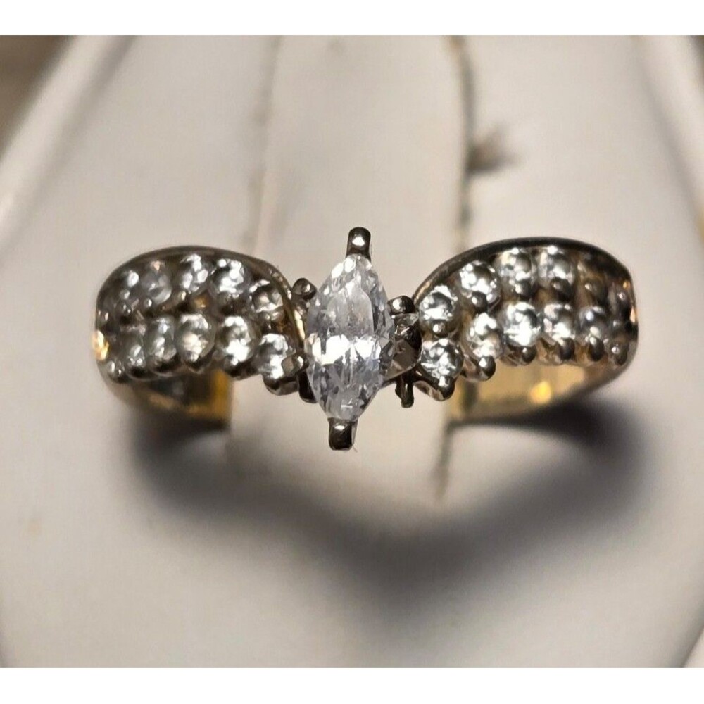 Marquise CZ vintage sterling silver ring sz 6.5